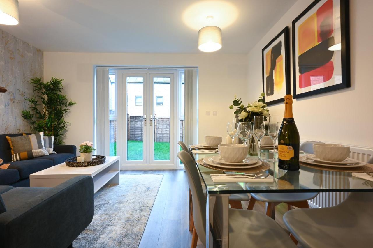 Luxury 4 Bed House With Gated Parking In The Heart Of Birmingham! Apartment Exterior photo