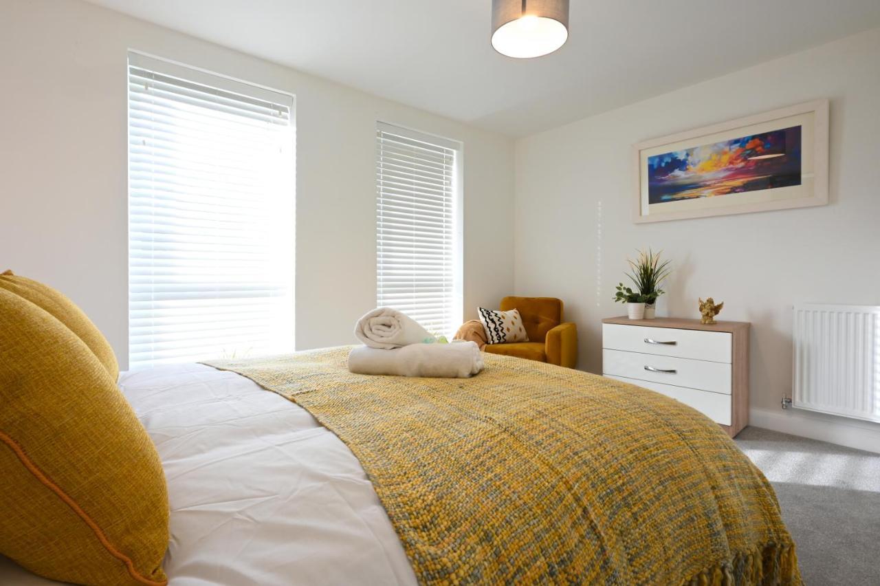 Luxury 4 Bed House With Gated Parking In The Heart Of Birmingham! Apartment Exterior photo